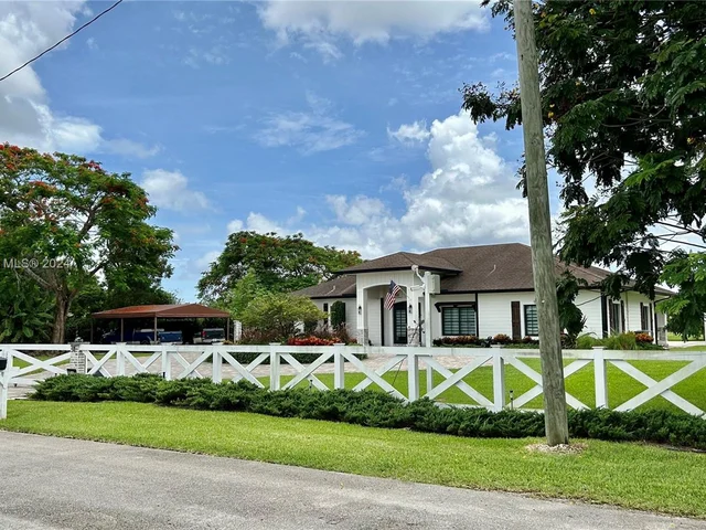 17290 SW 276th St, Homestead FL 33031