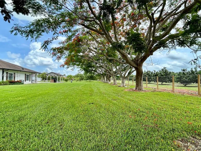 17290 SW 276th St, Homestead FL 33031