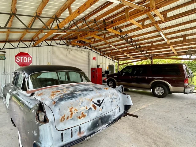 17290 SW 276th St, Homestead FL 33031