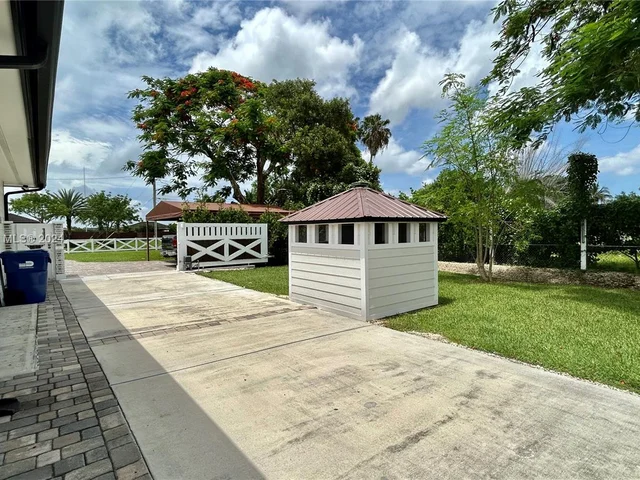 17290 SW 276th St, Homestead FL 33031