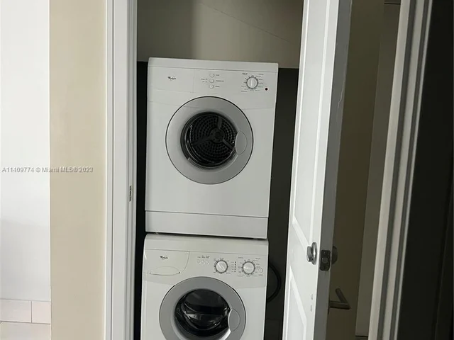 5300 NW 87th Ave # 209, Doral FL 33178