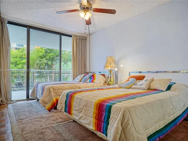 2901 S Bayshore Dr # 4C, Miami FL 33133