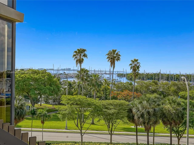 2901 S Bayshore Dr # 4C, Miami FL 33133