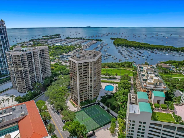 2901 S Bayshore Dr # 4C, Miami FL 33133