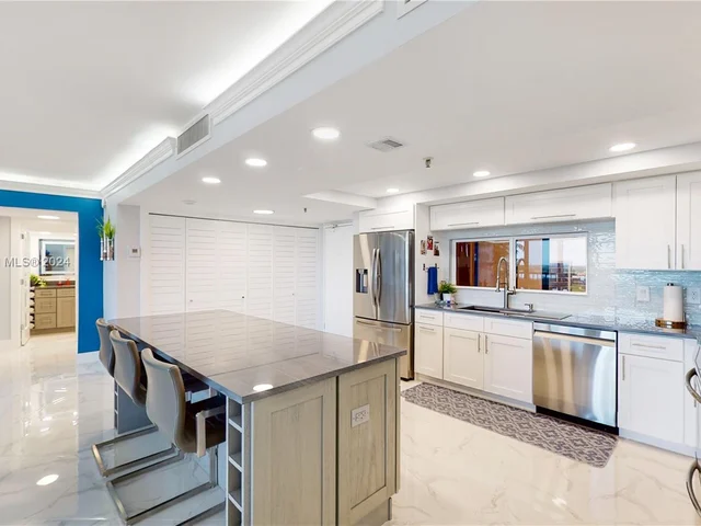 2480 Presidential Way # 1202, West Palm Beach FL 33401