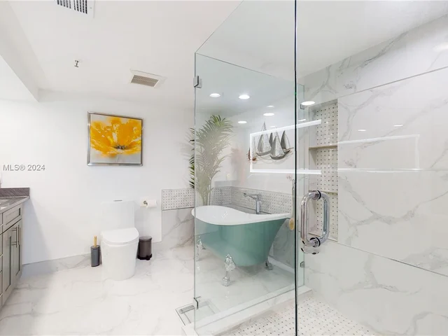 2480 Presidential Way # 1202, West Palm Beach FL 33401