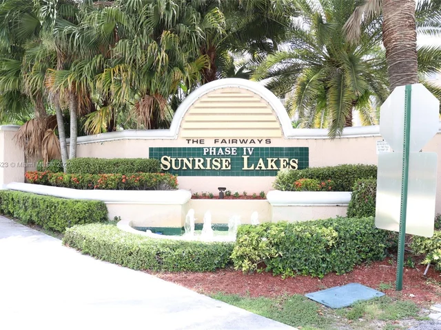 2503 N Nob Hill Rd # 108, Sunrise FL 33322