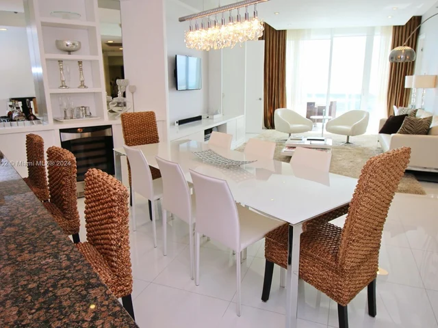 15811 Collins Ave # 1607, Sunny Isles Beach FL 33160