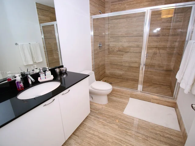 15811 Collins Ave # 1607, Sunny Isles Beach FL 33160