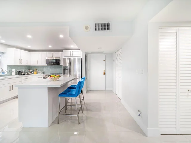 3800 S OCEAN DR # 621, Hollywood FL 33019