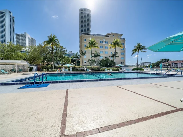 3800 S OCEAN DR # 621, Hollywood FL 33019