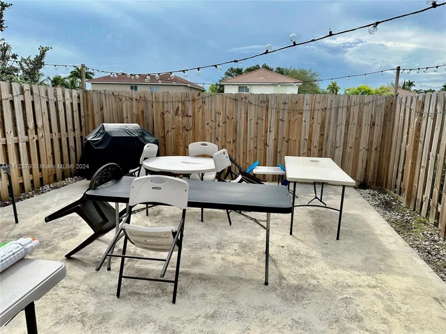 18106 SW 148th Rd, Miami FL 33187