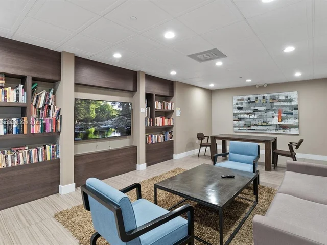 3625 N Country Club Dr # 2310, Aventura FL 33180