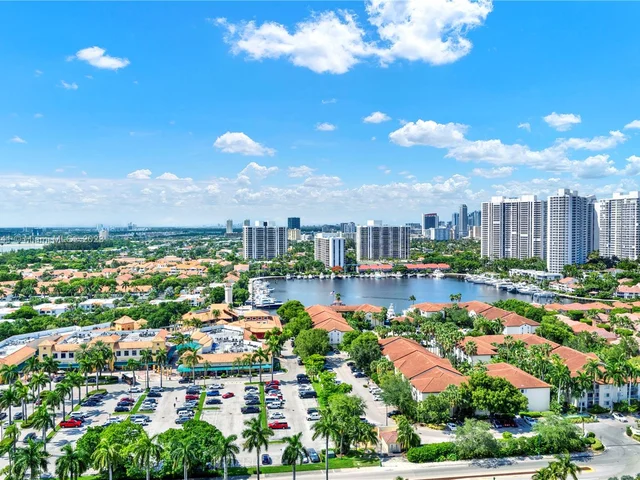 3625 N Country Club Dr # 2310, Aventura FL 33180