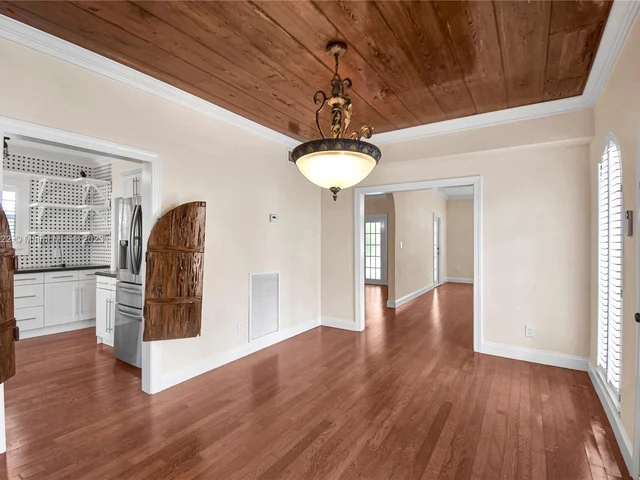 3800 Eastview Ave, West Palm Beach FL 33407