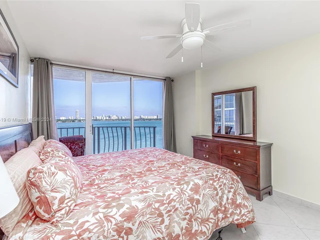 7601 E Treasure Dr # 1109, North Bay Village FL 33141