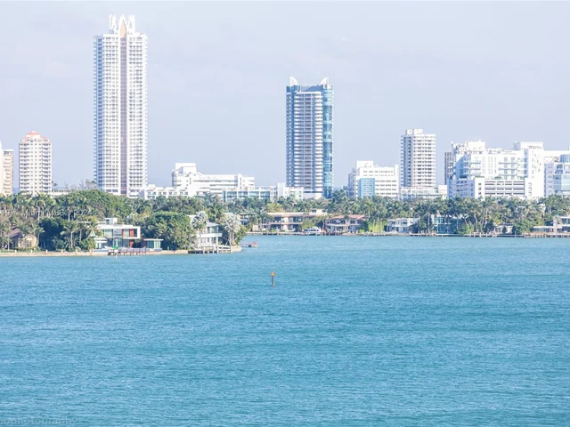 7601 E Treasure Dr # 1109, North Bay Village FL 33141