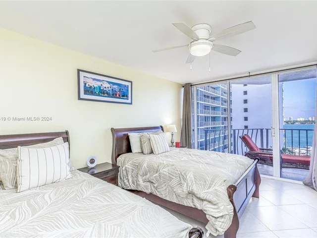 7601 E Treasure Dr # 1109, North Bay Village FL 33141