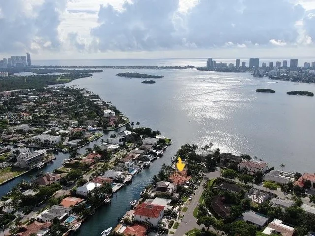 2341 KEYSTONE, North Miami FL 33181