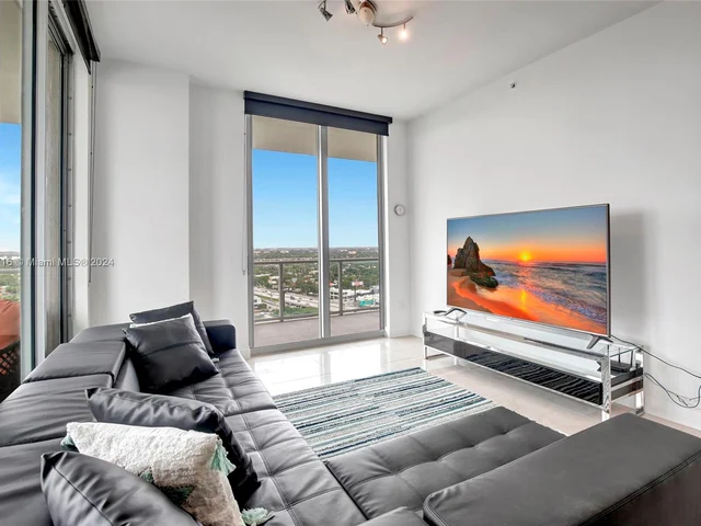 3470 E Coast Ave # H2205, Miami FL 33137