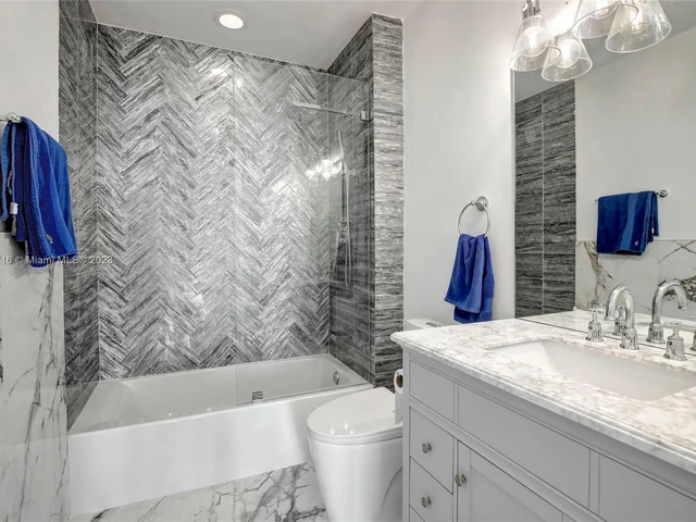 3470 E Coast Ave # H2205, Miami FL 33137