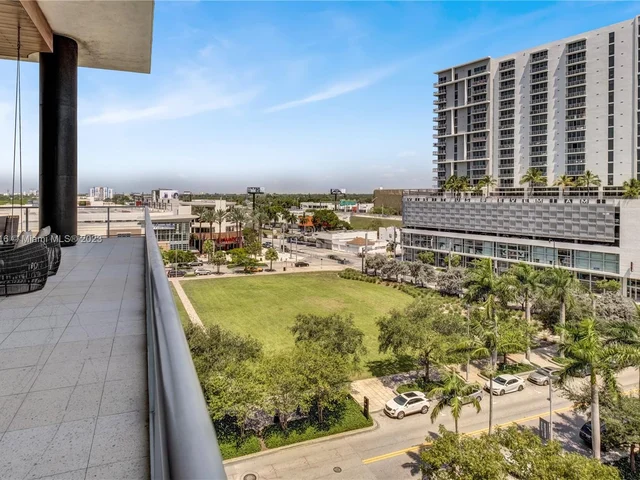 3470 E Coast Ave # H2205, Miami FL 33137