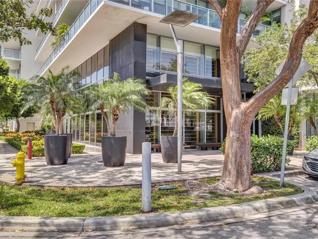 3470 E Coast Ave # H2205, Miami FL 33137