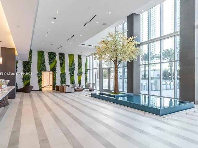 851 NE 1st Ave # 4007, Miami FL 33132