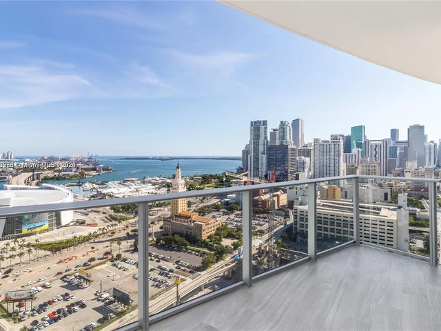 851 NE 1st Ave # 4007, Miami FL 33132