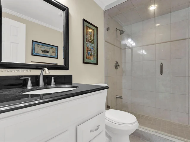 3010 N Course Dr # 310, Pompano Beach FL 33069