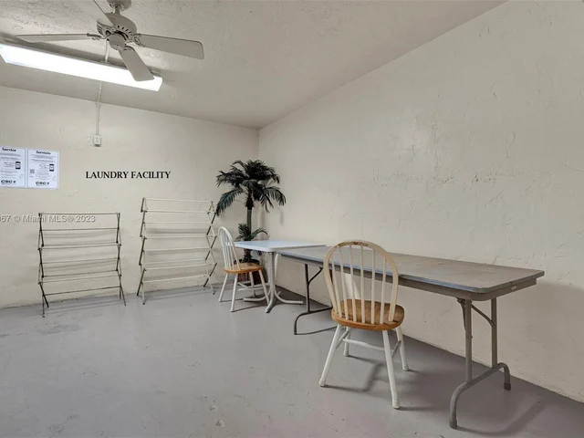 3010 N Course Dr # 310, Pompano Beach FL 33069