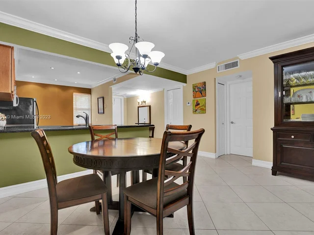 3010 N Course Dr # 310, Pompano Beach FL 33069