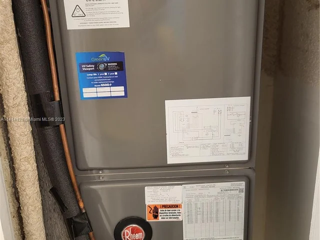 3401 N Country Club Dr # 108, Aventura FL 33180