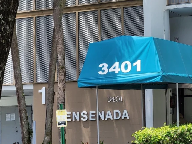 3401 N Country Club Dr # 108, Aventura FL 33180