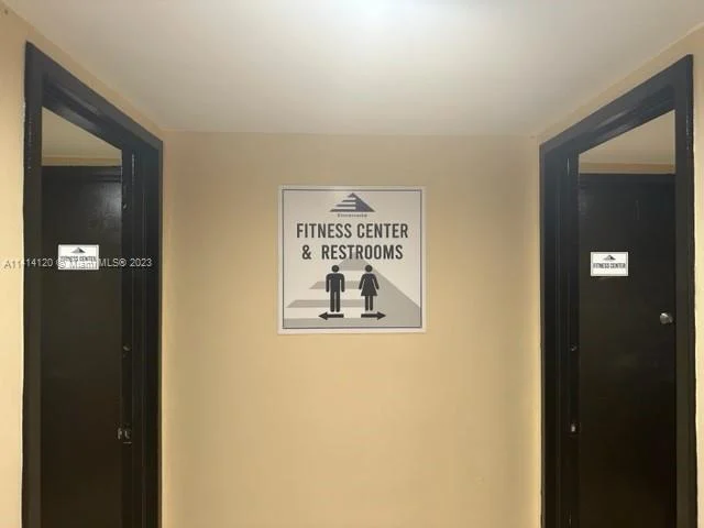 3401 N Country Club Dr # 108, Aventura FL 33180