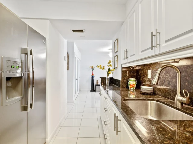 9511 Collins Ave # 1208, Surfside FL 33154