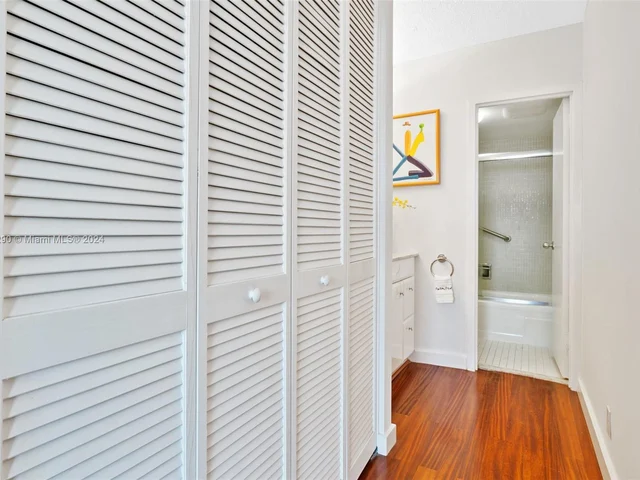 9511 Collins Ave # 1208, Surfside FL 33154