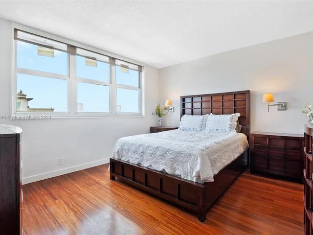 9511 Collins Ave # 1208, Surfside FL 33154