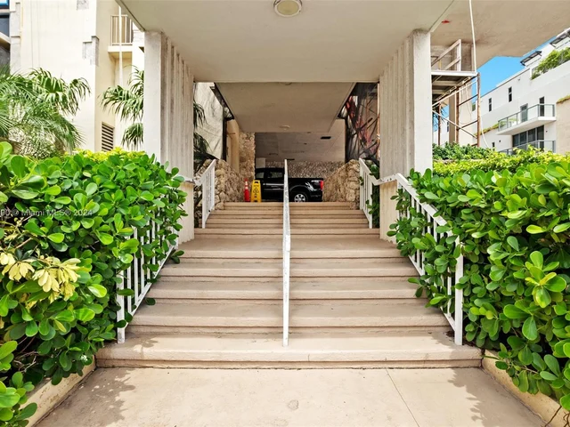 9511 Collins Ave # 1208, Surfside FL 33154