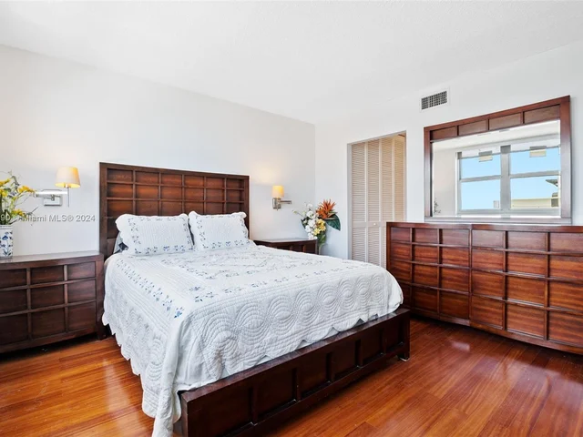 9511 Collins Ave # 1208, Surfside FL 33154