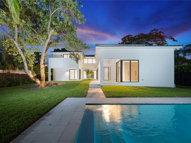 6465 SW 83rd St, Miami FL 33143