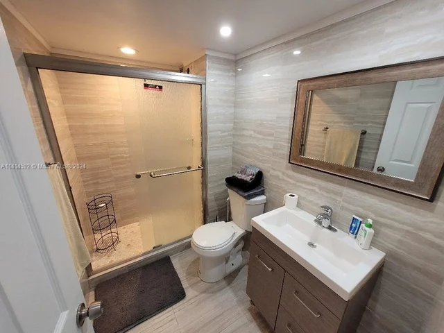 18081 Biscayne Blvd # 1102, Aventura FL 33160