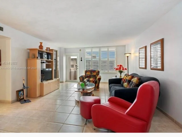 9225 Collins Ave # 1109, Surfside FL 33154