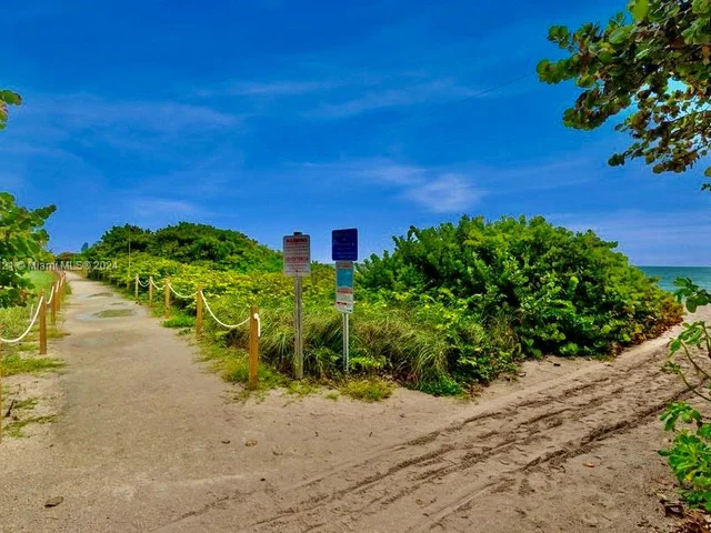 9225 Collins Ave # 1109, Surfside FL 33154