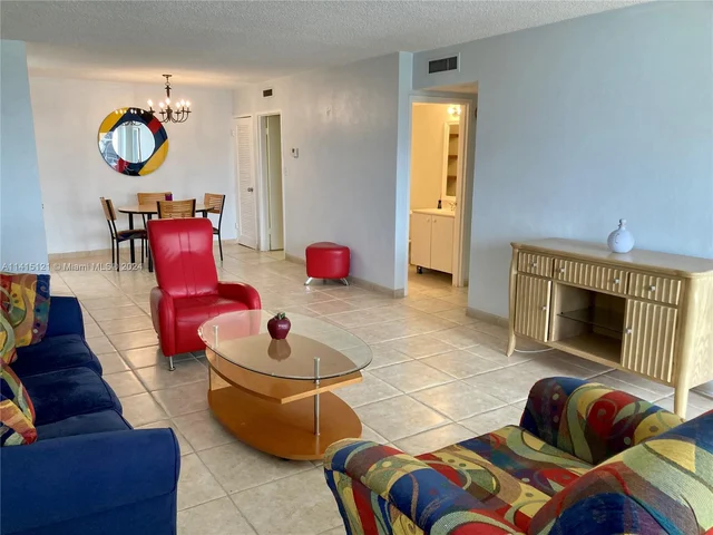 9225 Collins Ave # 1109, Surfside FL 33154
