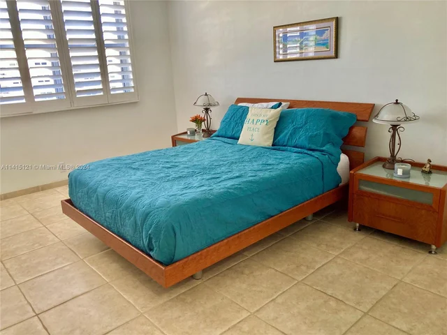 9225 Collins Ave # 1109, Surfside FL 33154