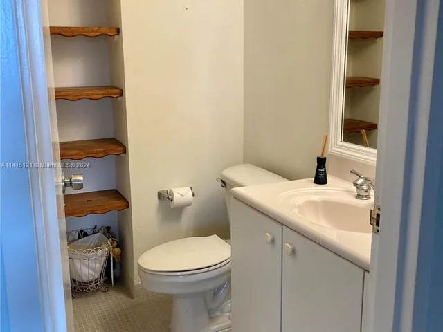 9225 Collins Ave # 1109, Surfside FL 33154