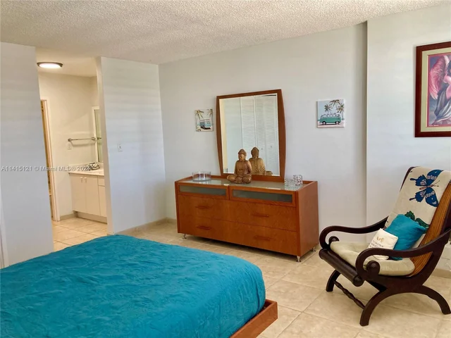 9225 Collins Ave # 1109, Surfside FL 33154