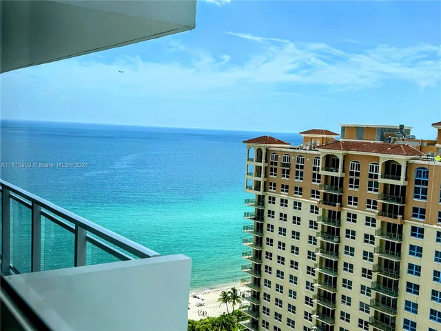2030 S Ocean Dr # 2110, Hallandale Beach FL 33009