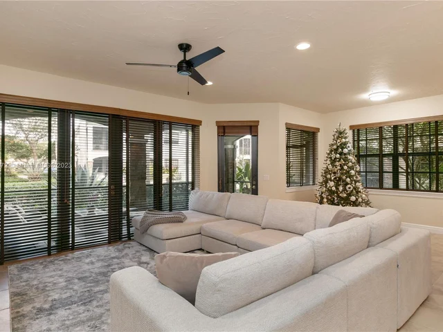 7533 Old Thyme Ct # 14C, Parkland FL 33076